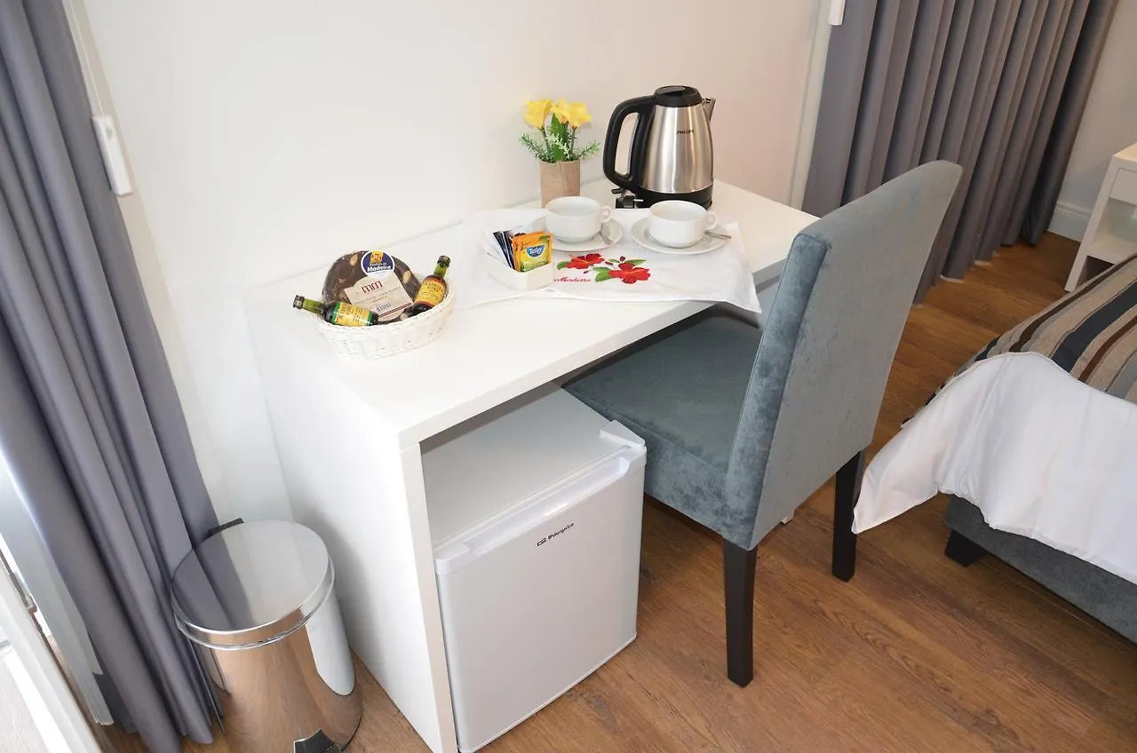 Homestay Edificio Charles 201 Apartment Funchal  Portugal